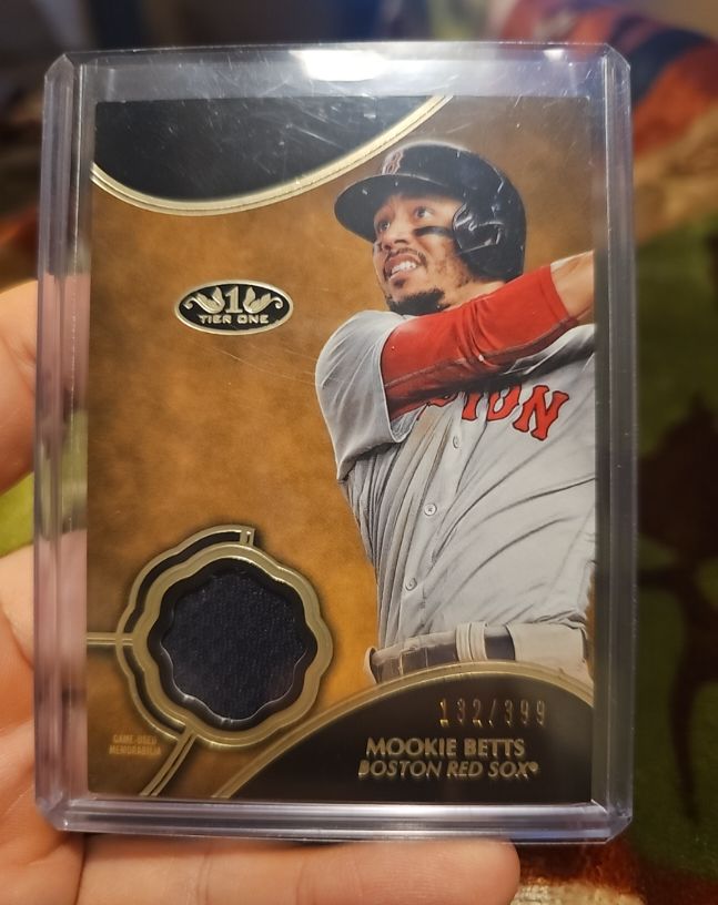 2019 Topps Tier One Tier One Relics #T1R-MB Mookie Betts — front