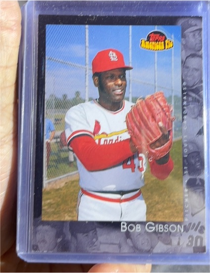 2001 Topps American Pie #7 Bob Gibson — front