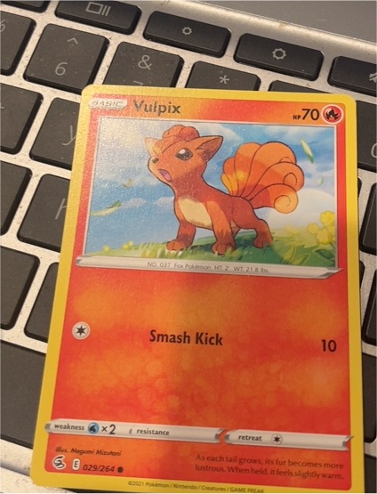 2021 Pokémon SWSH08 Fusion Strike #029 Vulpix — front