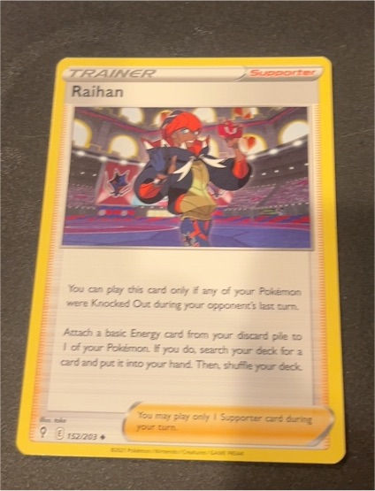 2021 Pokémon SWSH07: Evolving Skies #152 Raihan — front