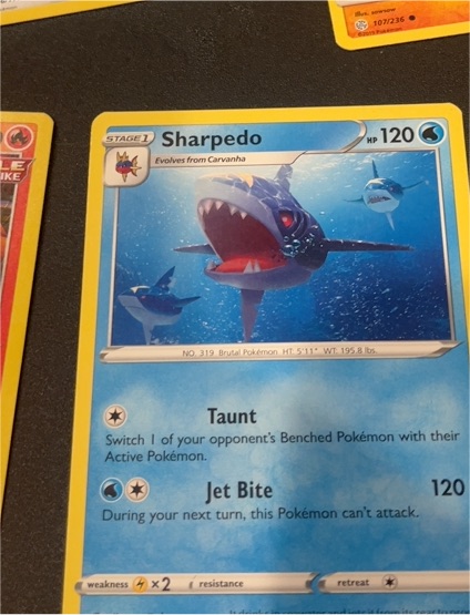 2021 Pokémon TCG Sword & Shield Evolving Skies #036 Sharpedo — front