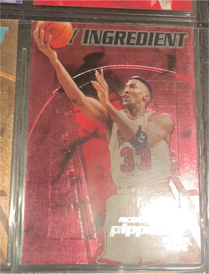 1997-98 Fleer #10 Scottie Pippen Key Ingredient — front