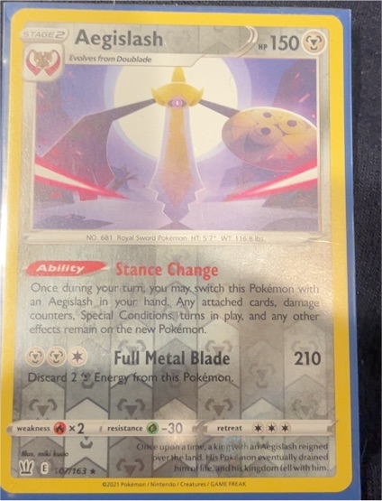 2021 Pokemon Sword & Shield Battle Styles #107 Aegislash — front
