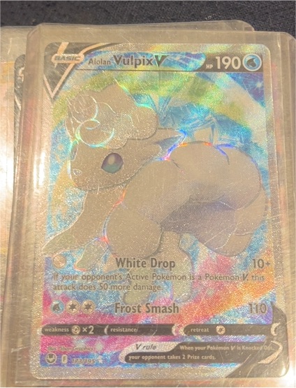 2022 Pokémon TCG Silver Tempest #173 Alolan Vulpix V — front