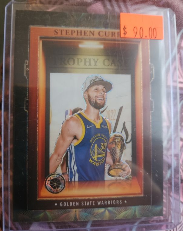 2023-24 Hoops Premium Stock #7 Stephen Curry Trophy Case — front