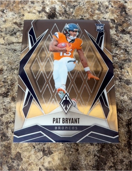 2025 Panini Phoenix #184 Pat Bryant — front