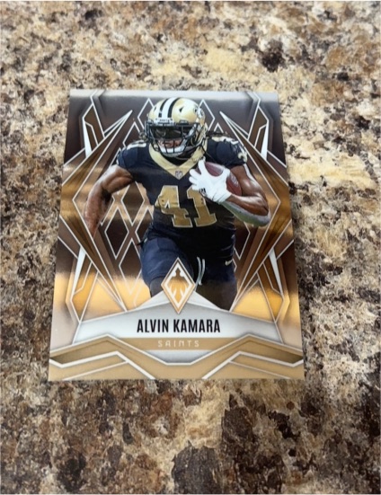 2025 Panini Phoenix #22 Alvin Kamara — front