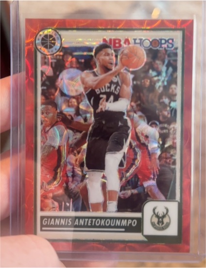 2023-24 Panini NBA Hoops Premium Stock #23 Giannis Antetokounmpo — front
