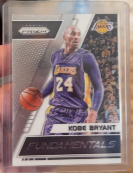 2017-18 Panini Prizm #2 Kobe Bryant Fundamentals — front