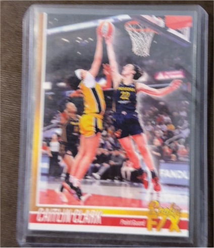 2023 Panini Prizm Caitlin Clark #F7X — front