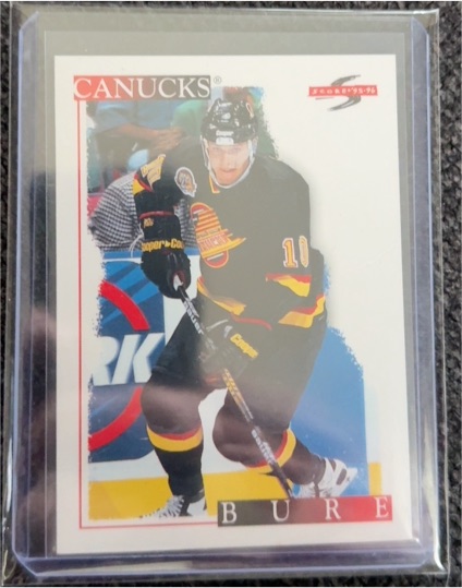1995-96 Score #135 Pavel Bure Vancouver Canucks — front