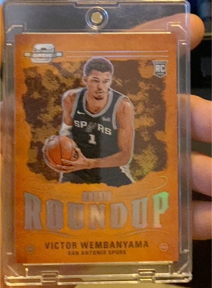 2023-24 Panini Contenders Optic #1 Victor Wembanyama Rookie Roundup — front