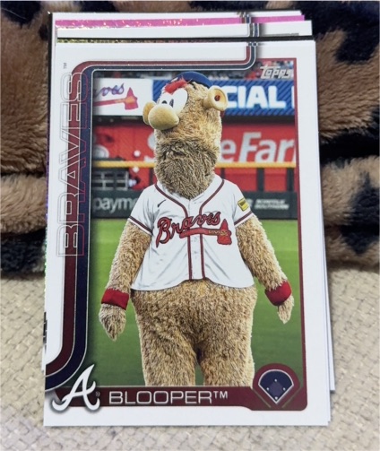 2025 Topps Series 1 Celebration Mascots #M-2 Blooper — front