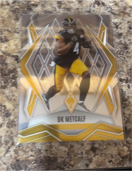 2025 Panini Phoenix #4 DK Metcalf — front