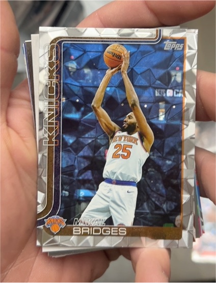 2025-26 Topps #18 Mikal Bridges — front