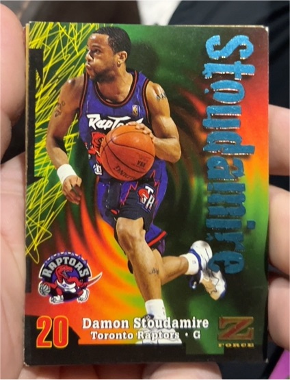 1997-98 SkyBox Z-Force #121 Damon Stoudamire — front