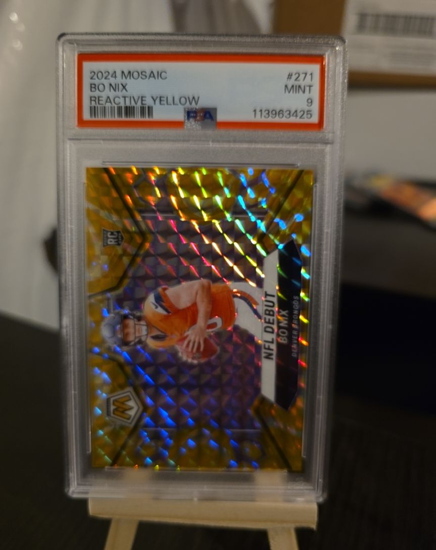 2024 Panini Mosaic #271 Bo Nix NFL Debut Reactive Yellow — front