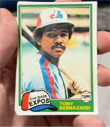 1981 Topps #413 Tony Bernazard — front