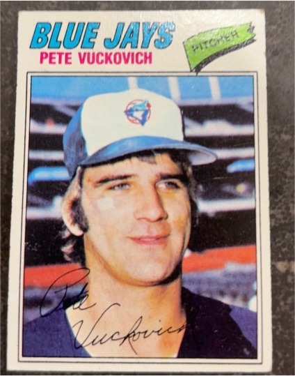 1977 Topps Baseball #517 Pete Vuckovich — front