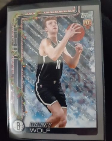 2025-26 Topps Holiday #H187 Danny Wolf — front