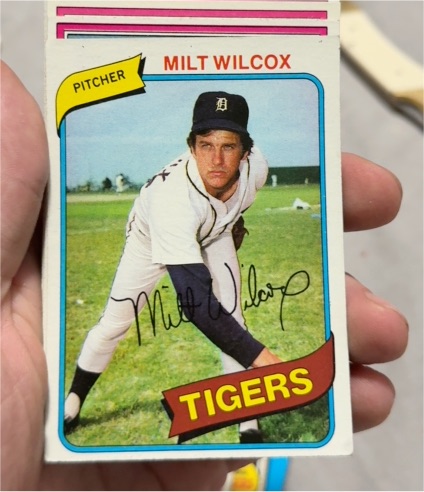 1980 Topps #392 Milt Wilcox — front