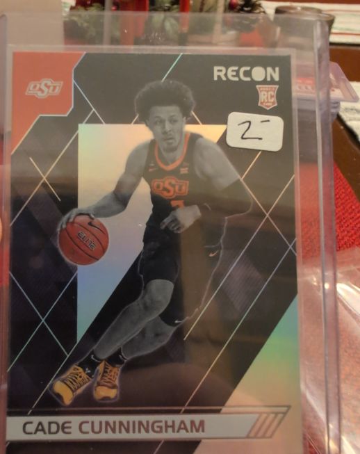 2021 Panini Chronicles Draft Picks Recon #121 Cade Cunningham — front