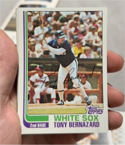 1982 Topps #206 Tony Bernazard — front