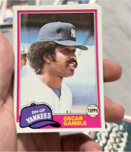 1981 Topps #139 Oscar Gamble — front