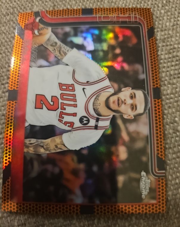 2025-26 Topps Chrome #38 Lonzo Ball — front