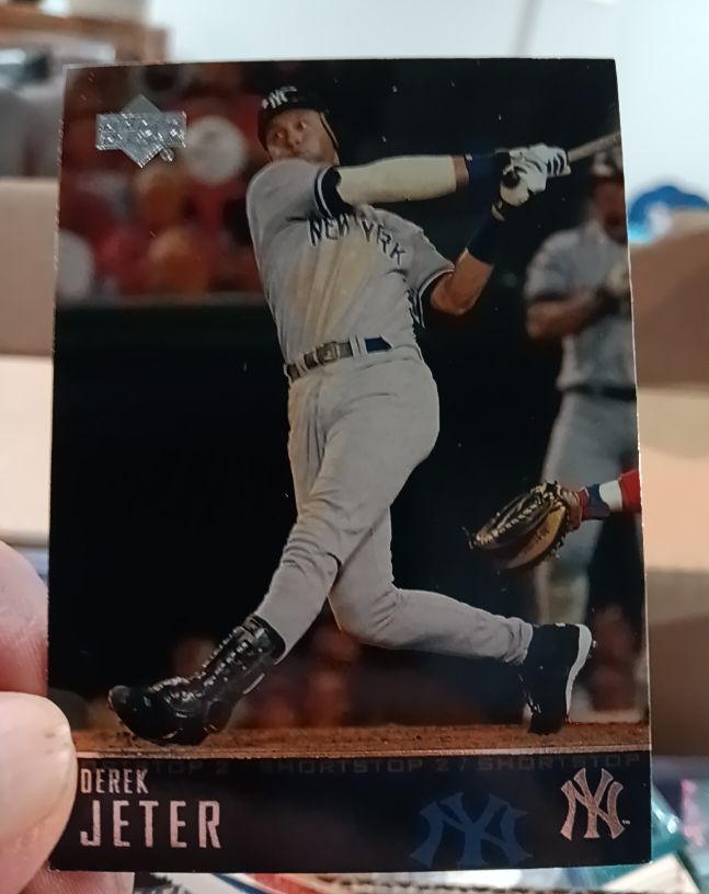 2004 Upper Deck #127 Derek Jeter — front