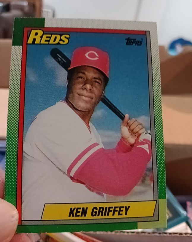 1990 Topps #581 Ken Griffey — front