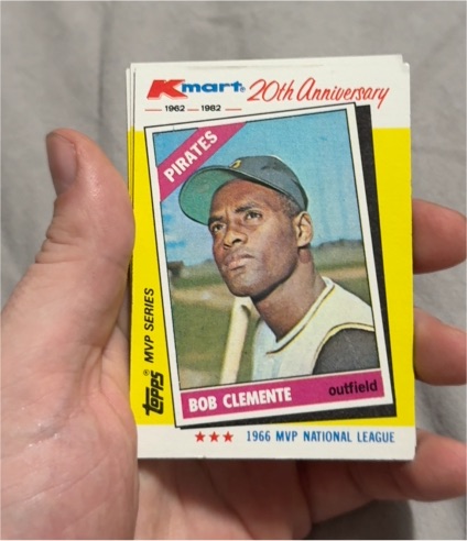 1982 Topps Kmart 20th Anniversary #10 Roberto Clemente — front
