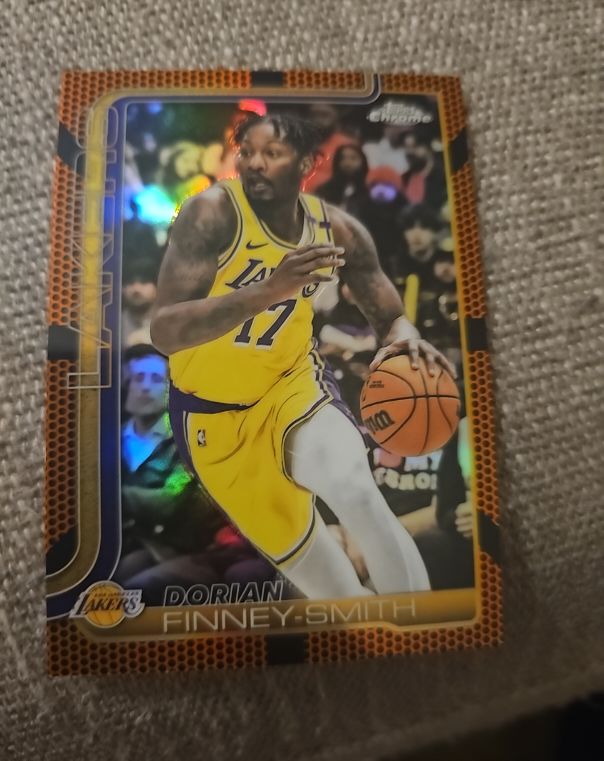2025-26 Topps Chrome #192 Dorian Finney-Smith — front