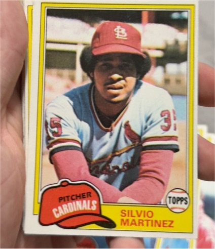 1981 Topps #586 Silvio Martinez — front