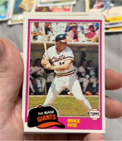 1981 Topps #236 Mike Ivie — front