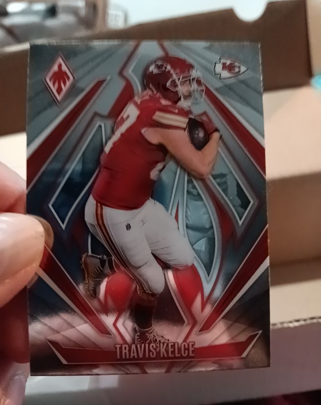 2024 Panini Phoenix #134 Travis Kelce — front