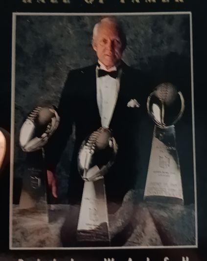 1993 Pinnacle #355 Bill Walsh — front
