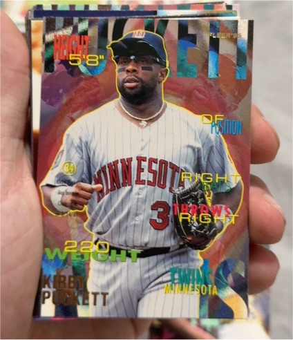 1995 Fleer #212 Kirby Puckett — front