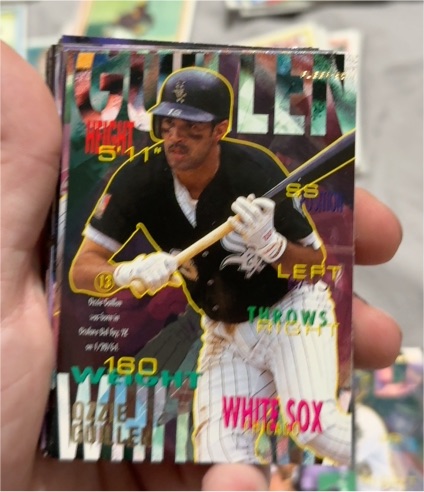 1995 Fleer #118 Ozzie Guillen — front