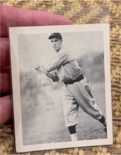 1939 Play Ball #55 Arky Vaughan — front
