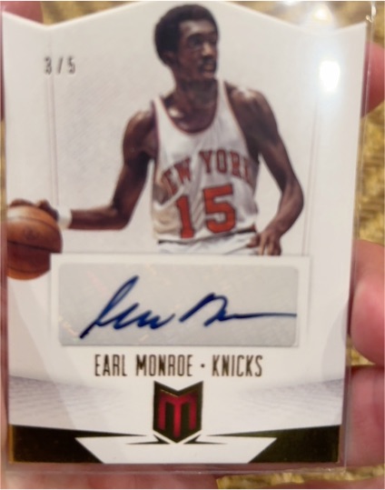 2012-13 Panini Momentum Monumental Marks Earl Monroe Knicks #unknown — front