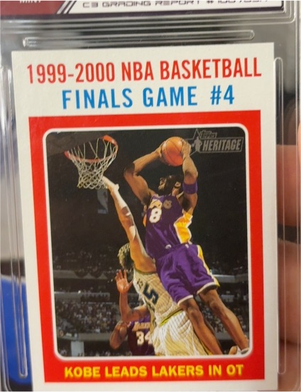 2000-01 Topps Heritage #135 Kobe Bryant — front