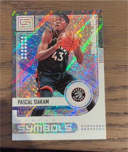 2019-20 Panini Status #27 Pascal Siakam — front