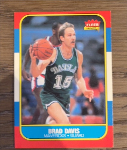 1986 Fleer #22 Brad Davis — front