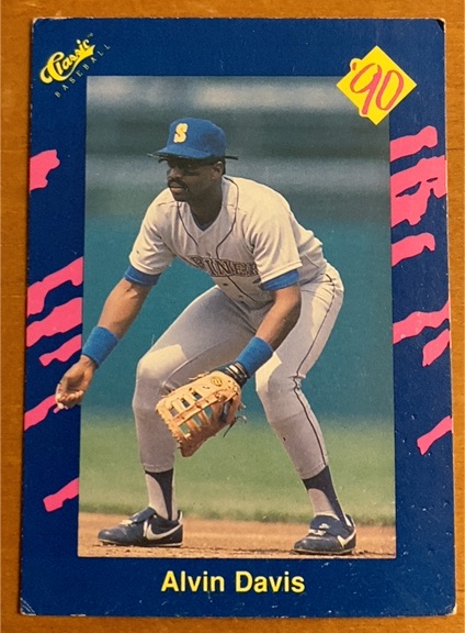 1990 Classic Blue #136 Alvin Davis — front