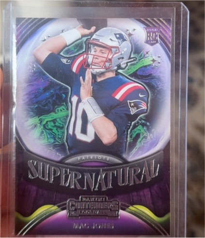 2021 Panini Contenders #SN-MJO Mac Jones Supernatural Rookie Card — front