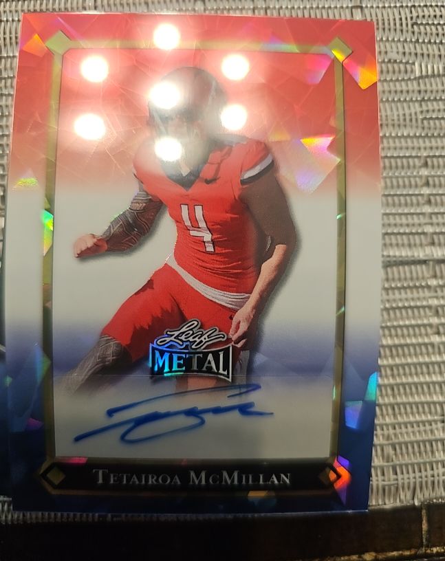 2025 Leaf Metal Tetairoa McMillan Red Prismatic Auto — front