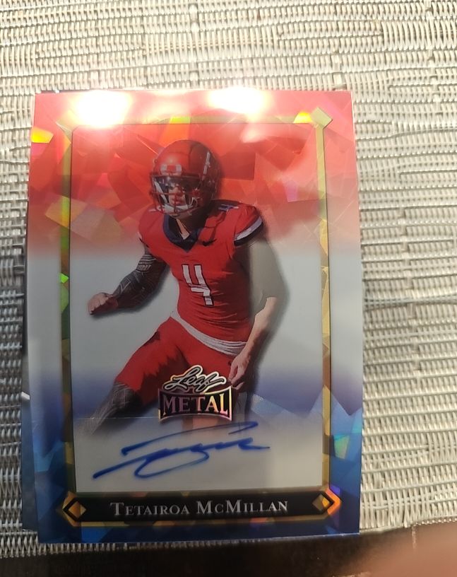 2025 Leaf Metal #8/10 Tetairoa McMillan — front
