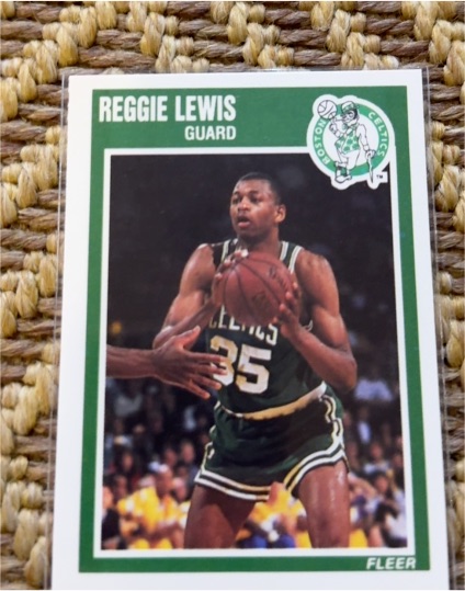 1989-90 Fleer #10 Reggie Lewis — front