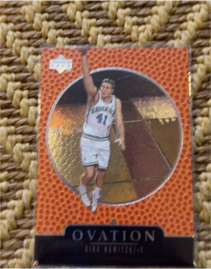 1998-99 Upper Deck Ovation #79 Dirk Nowitzki — front
